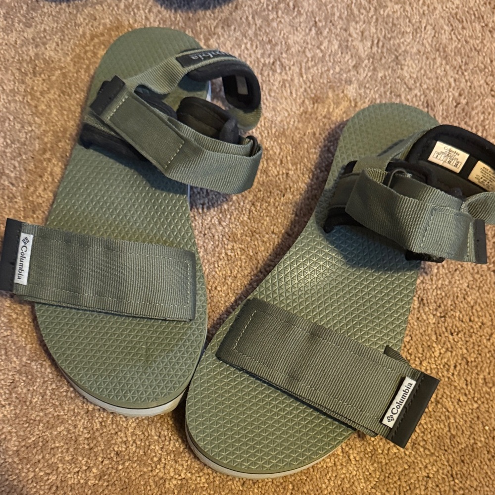 Columbia Olive Adjustable Sandals
